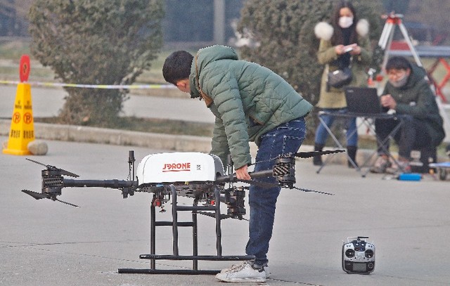 “你咋不上天呢？”这30人将成为西安首批无人机飞服师