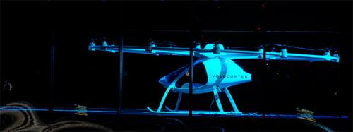 CES2018 | 把CES变成灯光秀已经out了 Intel直接在会场打飞的