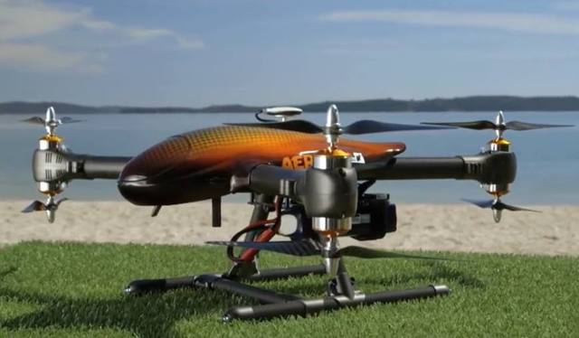 专为钓鱼爱好者发明的无人机，只需挂上诱饵，一天收获满满的