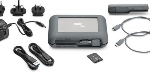 CES 2018 | 不用电脑也可备份 2TB 航拍影像，是什么这样强大？