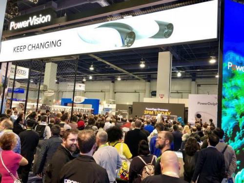 PowerDolphin小海豚海外吸睛，臻迪成2018CES现场最亮眼展台