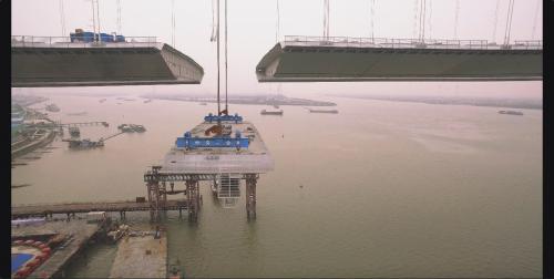 2018年无人机新拓展：DJI Goggles眼镜让新闻现场更生动