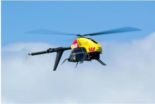 连救两人，救生无人机完成了世界上首例海上救援任务