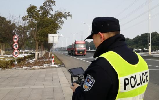 首推新“武器”！吴江启用无人机巡航抓违停