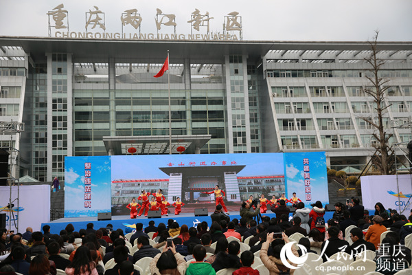 两江新区用无人机查违法建筑 3年共整治4201处