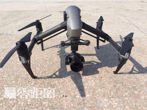 厉害了！无人机开罚单 城管空中巡查违规