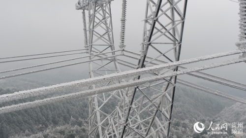 贵州电网：无人机观冰“四看三重”出新招