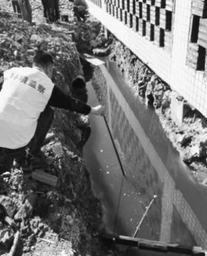 无人机每天巡航执法20平方公里