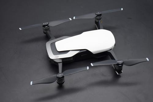 大疆“御” Mavic Air随行无人机到站首发开箱美图