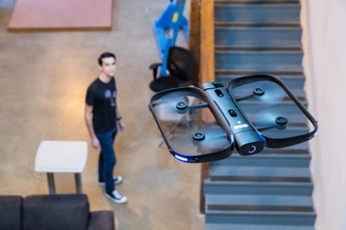 我们为什么应该畏惧自拍无人机？