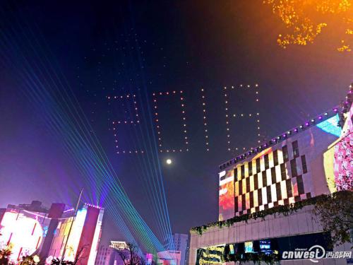 500架无人机西北同炫灯光秀 “硬科技”点亮西安元宵夜