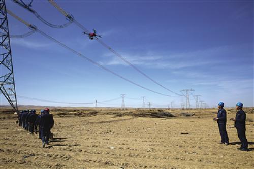 【新时代新气象新作为】"无人机"上阵巡检超特高压电网