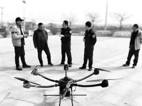 春天野外放荒别耍小聪明 绥中无人机巡查发现两人野外用火