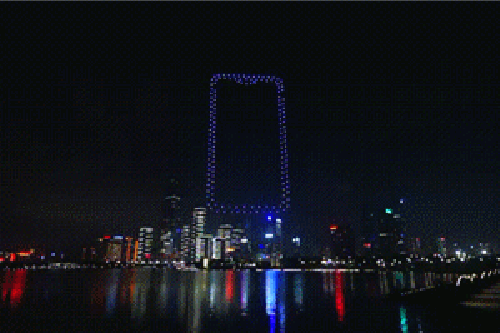 OPPO R15亮点不断令人期待，更有200多架无人机为其助力