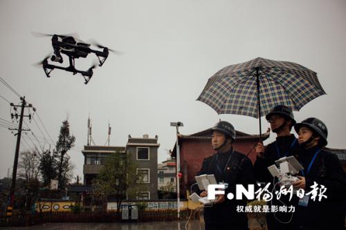 国土"特种兵"科技治违无死角 天上飞地上走平台管