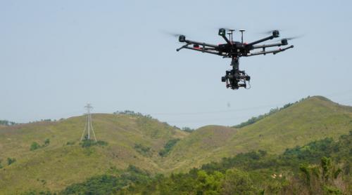 高阶空拍机 M600 Pro 考察：负重是最强卖点稳地性高控制准！
