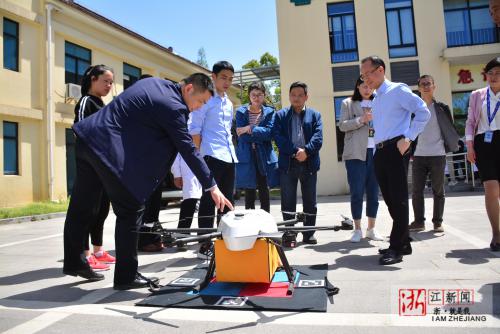 无人机医疗运送在浙江长兴首试成功