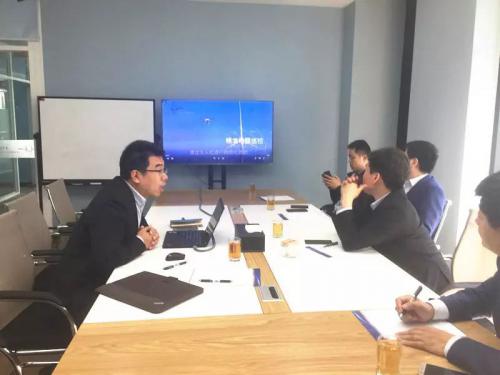 山东新泰经济开发区贾主任一行莅临蜂巢航宇交流座谈