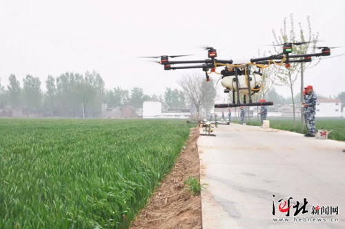 临漳：无人机飞防全国跨区作业启动