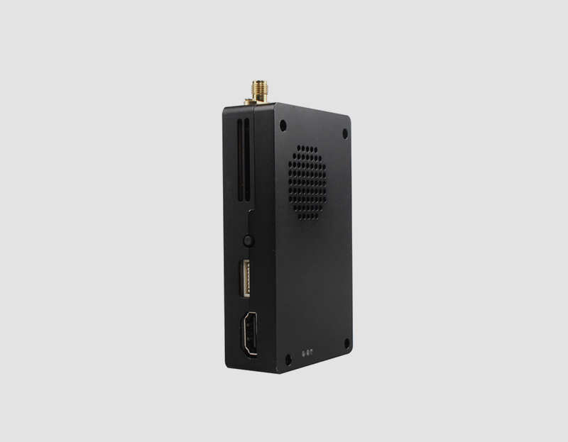 梓熙芯源H.265 COFDM高清视频传输发射机_无人机网(www.youuav.com) 梓熙芯源H.265 COFDM高清视频传输发射机_无人机网(www.youuav.com)