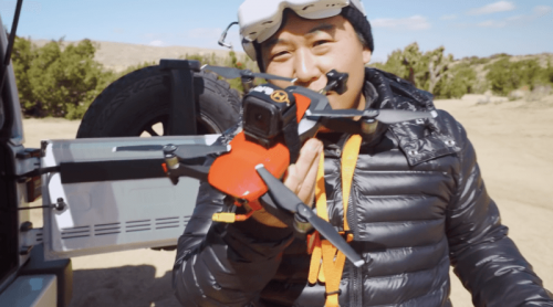 DJI Mavic Air 变身 FPV 穿越机，空中疾飞翻滚没难度