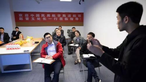 中国民航局适航司赵晋玉处长莅临拓攻机器人调研