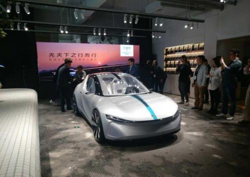 国产小钢炮诞生！外形帅到炸，2门2座，自带无人机探路，上市必火