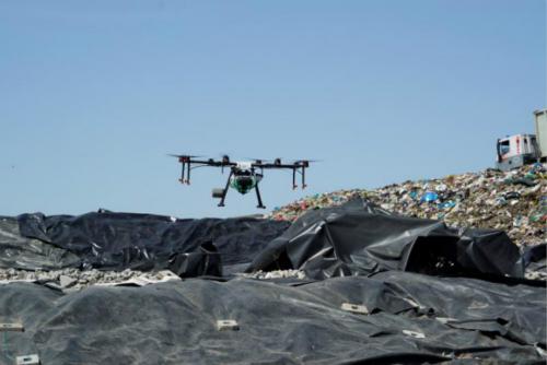 创新发展永无止境 无人机投入除臭运营