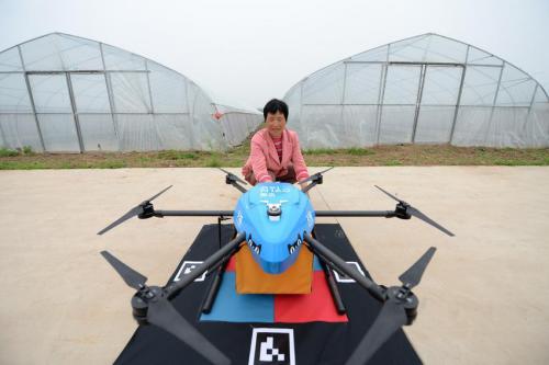 菜鸟推出神农计划 用无人机送水果 两年开100个生鲜仓