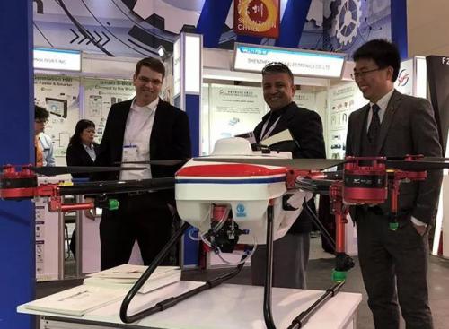 天鹰兄弟植保无人机亮相德国汉诺威展 向世界展示“中国智造”