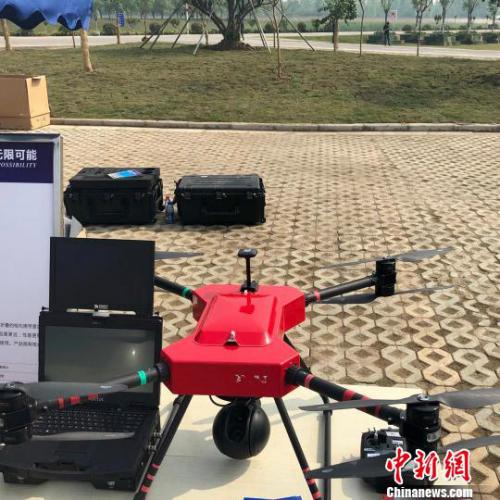 江苏举行防汛抢险实战演练 无人机等“神器”齐上阵