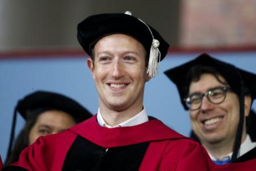 FaceBook拟推太阳能无人机上网服务