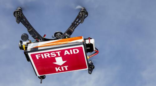 无人机贡献救援工作，5 组织获人道主义奖