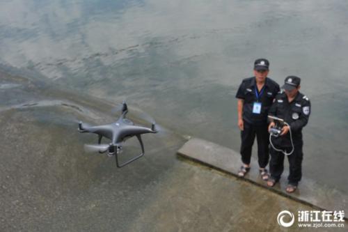 临安：无人机巡河 全方位治水