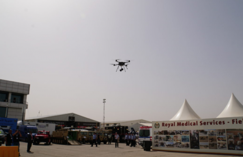 一个展览 | 两种选择：Aeryon SkyRanger R80、AEE Mach 4