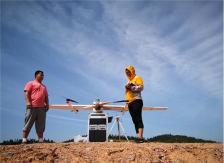 向水利勘测师致敬 见证无人机与华硕商用PU404完美之旅