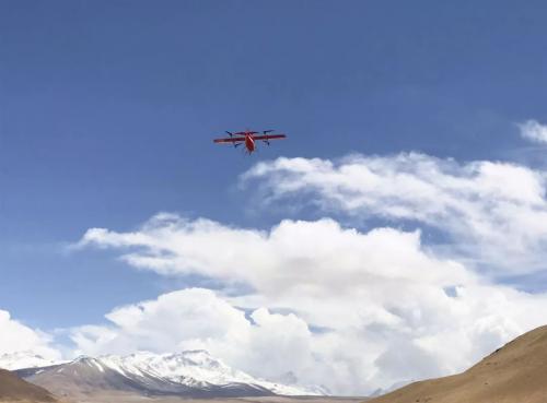 5556米！京东无人机成功挑战珠峰大本营高度