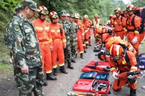 时代星光助力四川消防地震演练