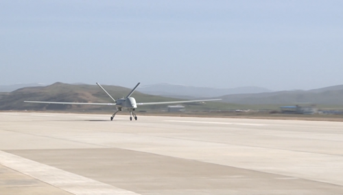 “彩虹”察打一体无人机提升高原作战能力，刷新起降海拔高度记录