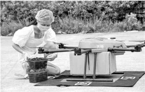 菜鸟无人机载仙居杨梅加入天猫618