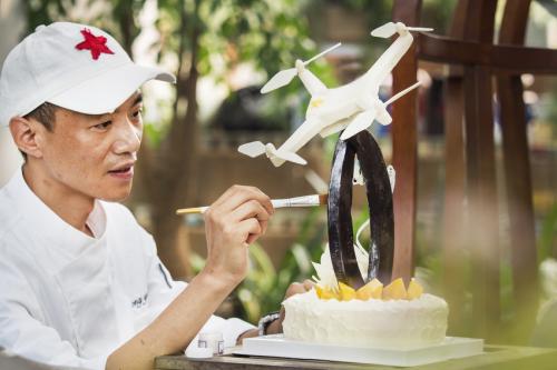 无人机蛋糕惹人爱