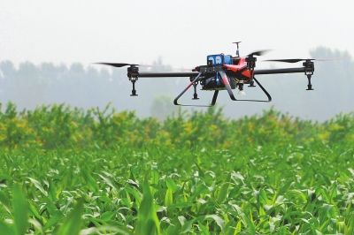 临泽县平川镇无人机助力农业生产引领高效植保作业	