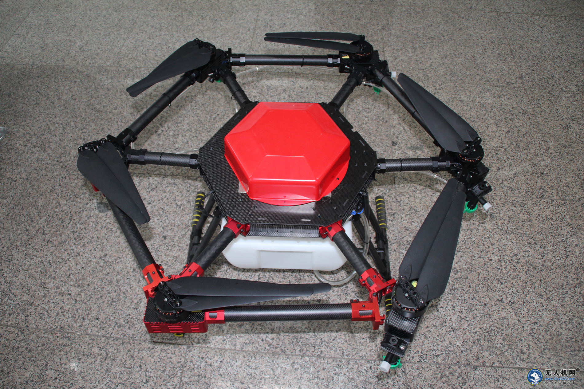 智飞农业六旋翼环抱型植保机