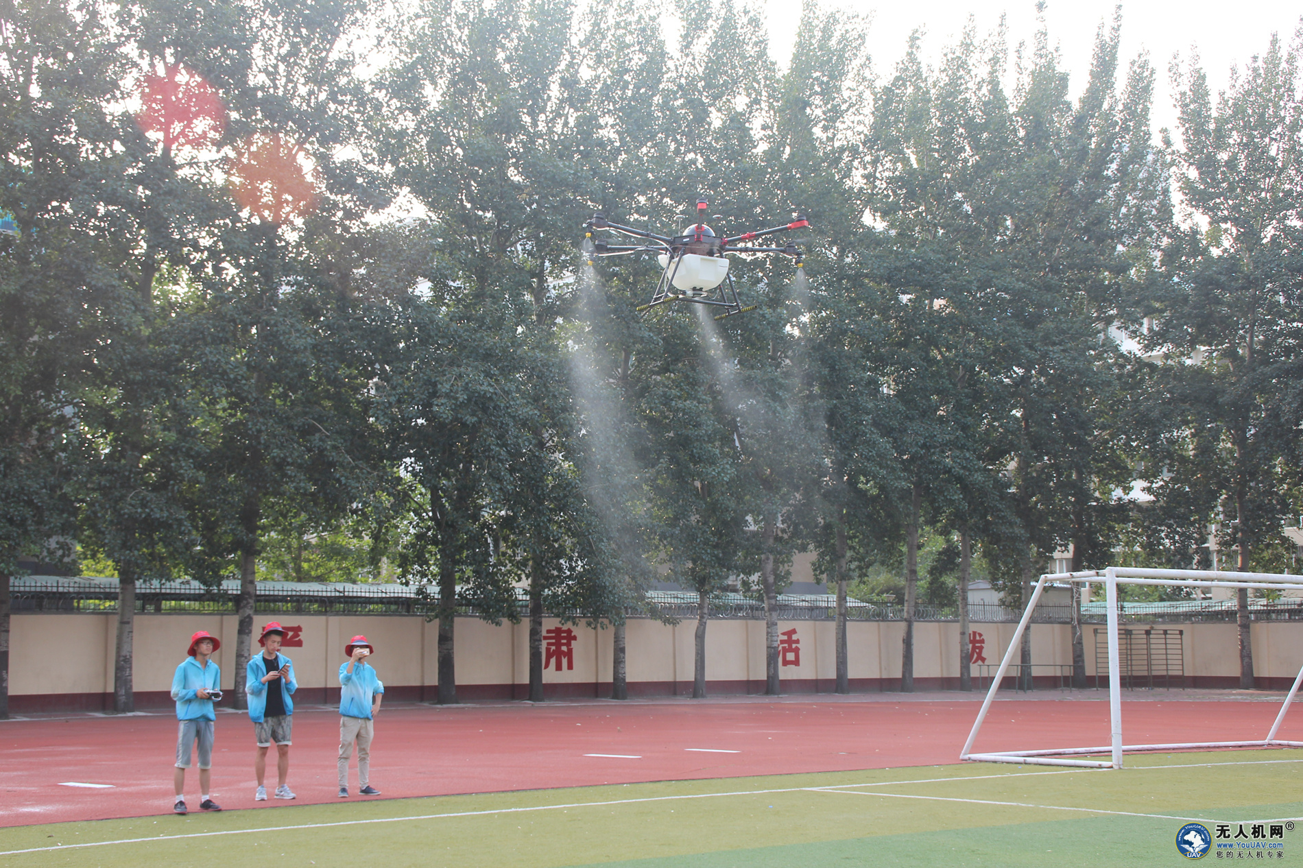 智飞农业六旋翼环抱型植保机