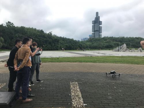 贵阳市审计局组织审计干部集中学习无人机航拍技术