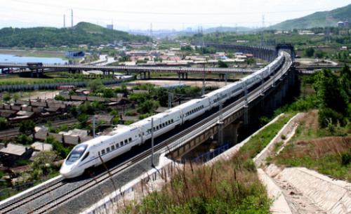 汛期将至 沈铁集团查隐患用上无人机