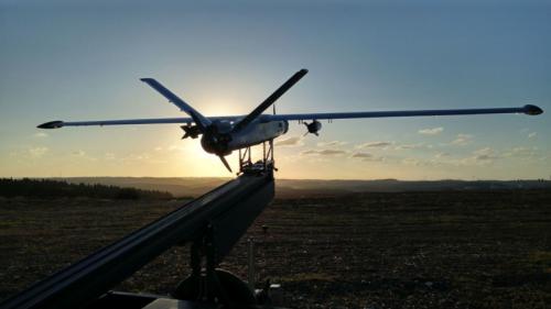 续航 24 小时——以色列 ThunderB 定翼无人机侦察空投皆可