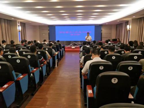 2018年固定翼无人机电力巡检培训班顺利举办