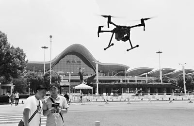 无人机航拍定位促责任单位立即整治