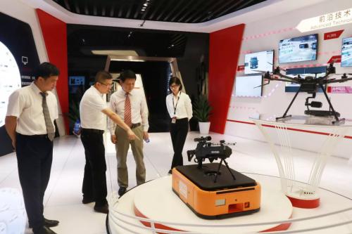 海康机器人与超讯通信签署战略合作协议